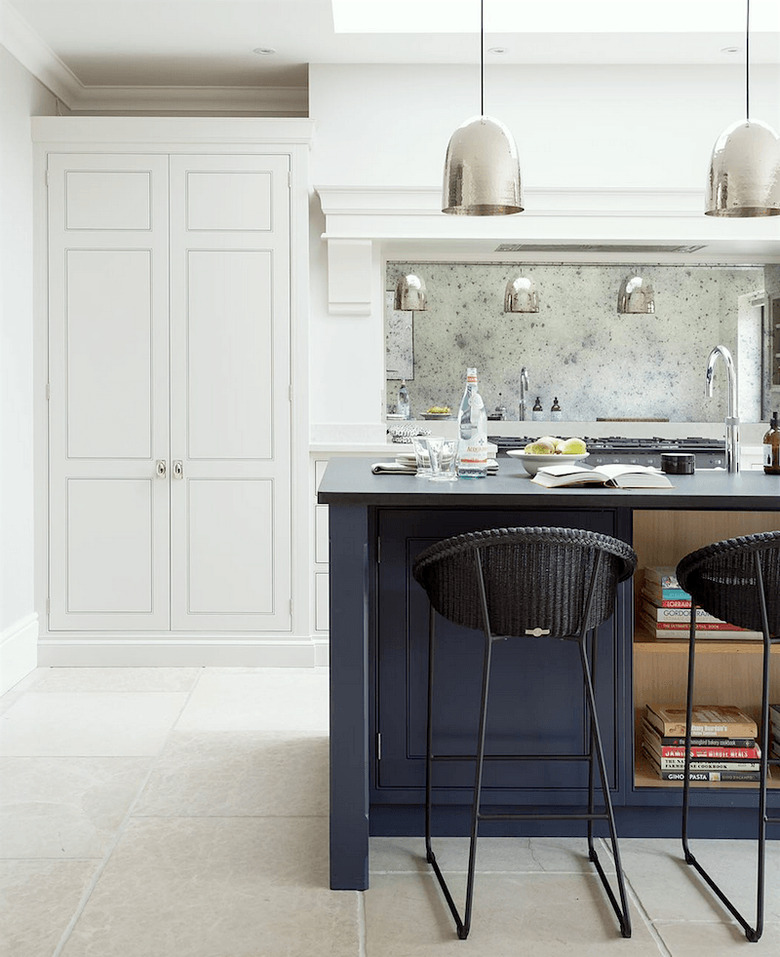 mirror kitchen backsplash