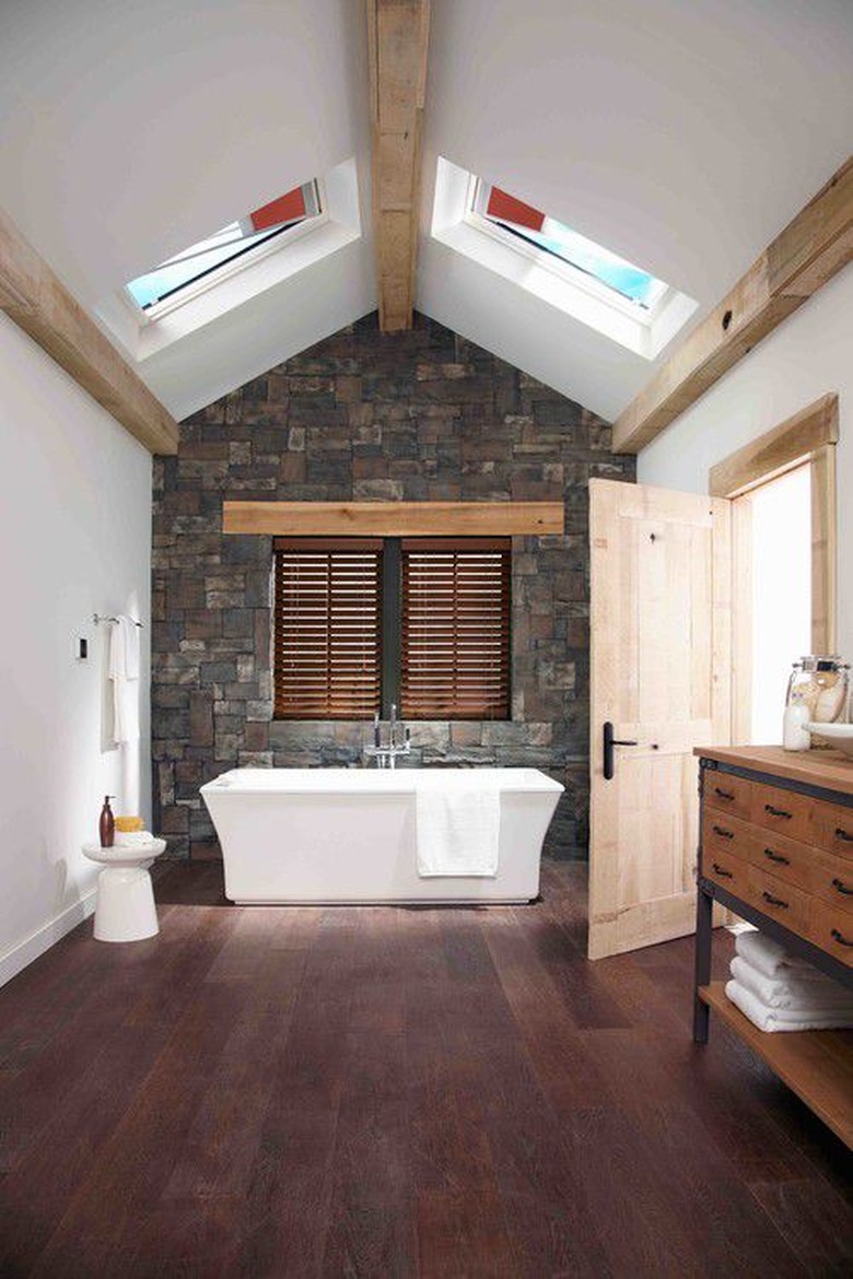 rustic bathroom idea