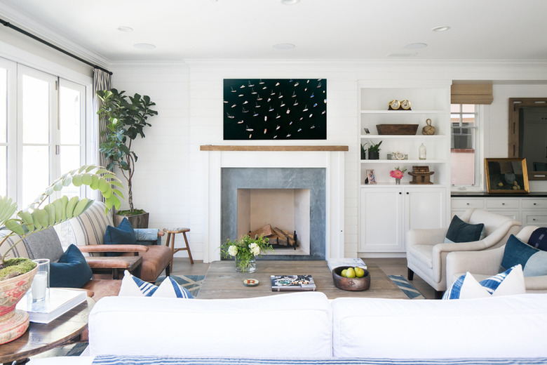 beach style living room