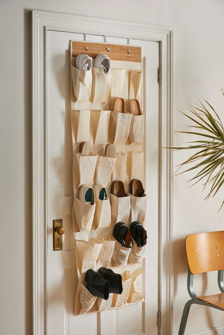 canvas over-the-door shoe storage pockets