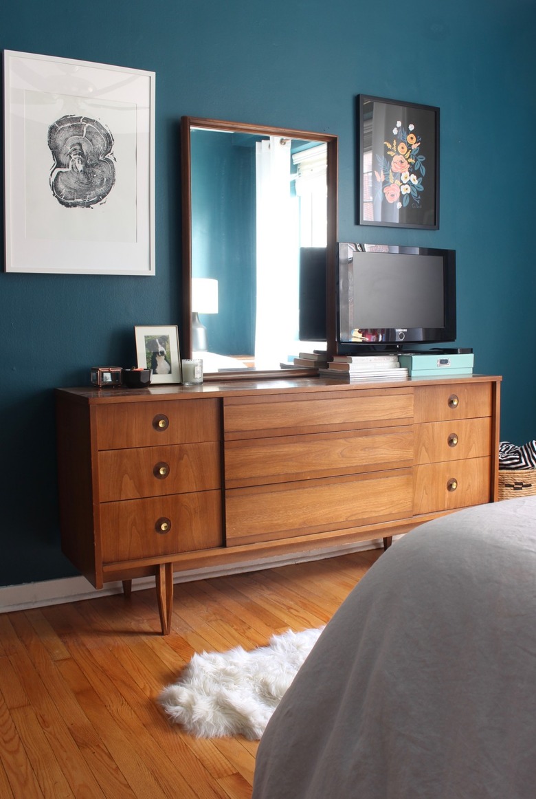 blue-green midcentury bedroom