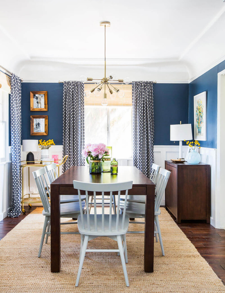 blue and white sunny dining room