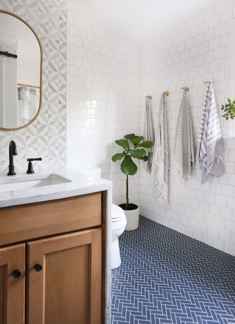 gray and blue bathroom