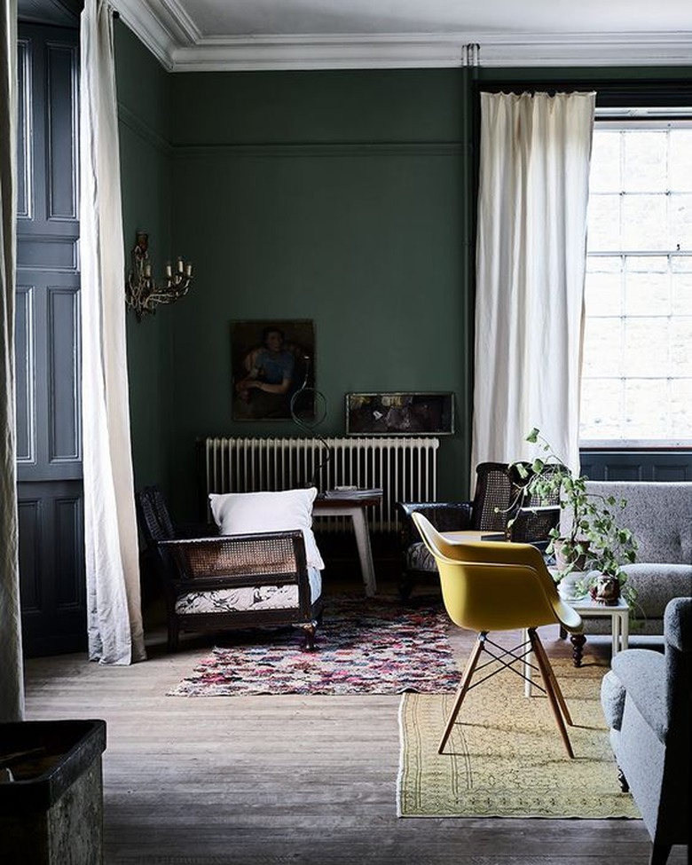 English country living room