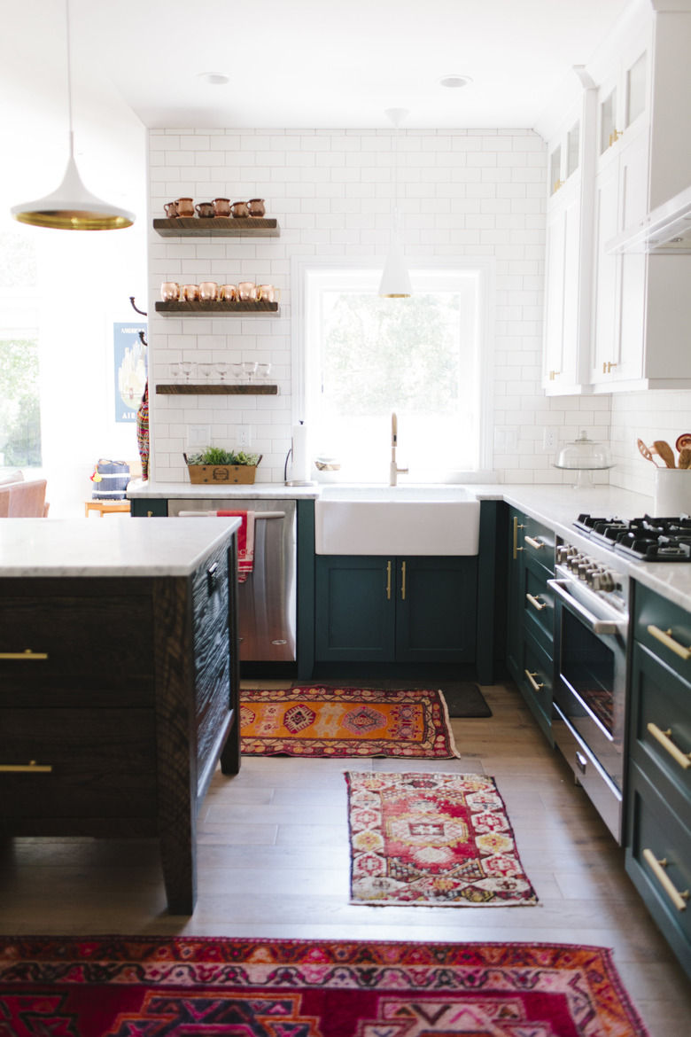 green kitchen cabinets