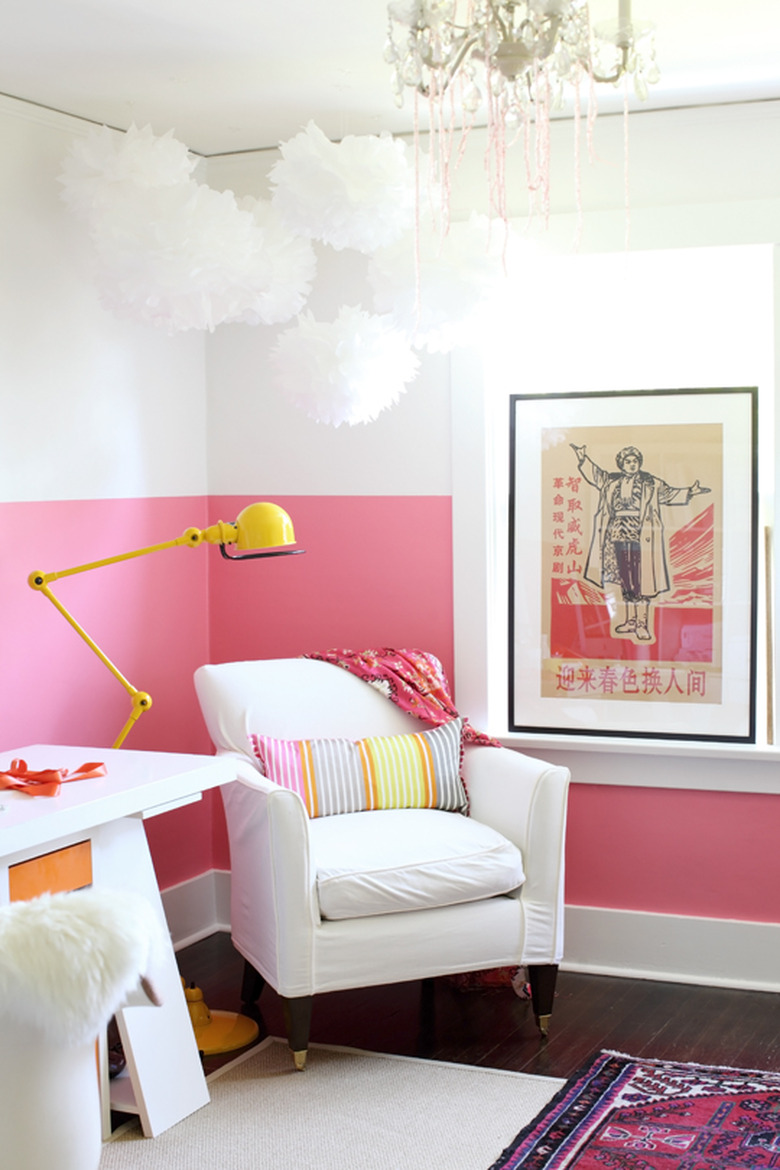 A pink-and-white wall.