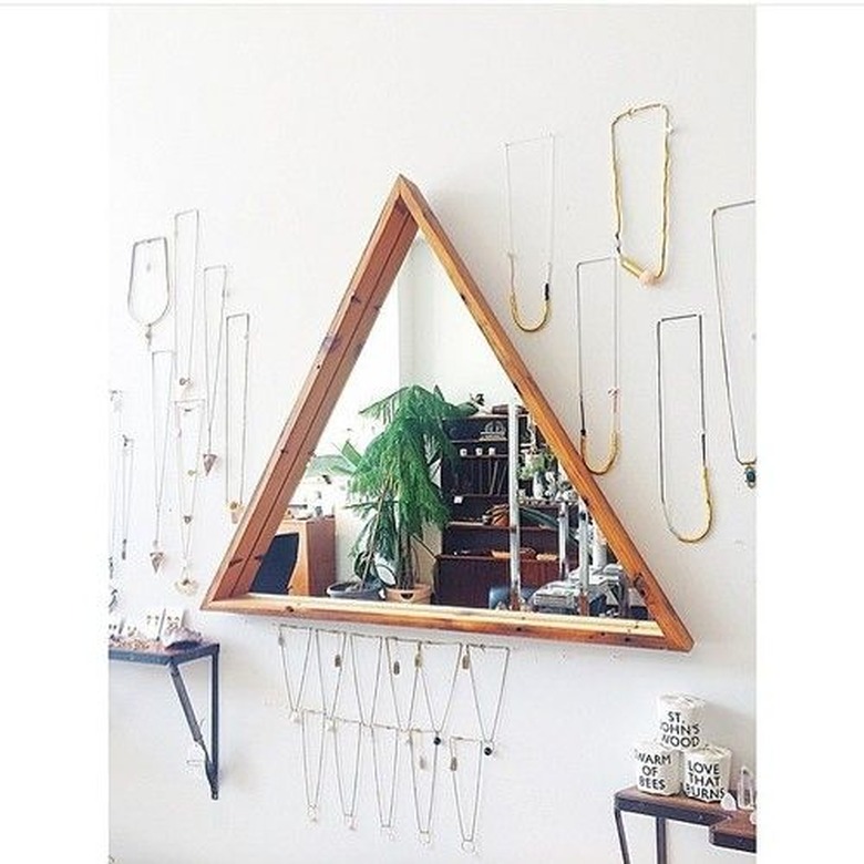 Triangle Mirror