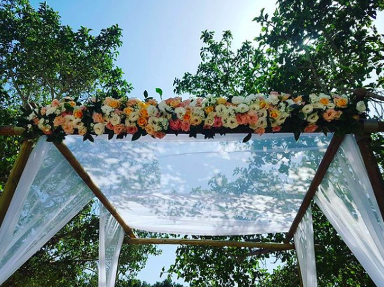 floral chuppah