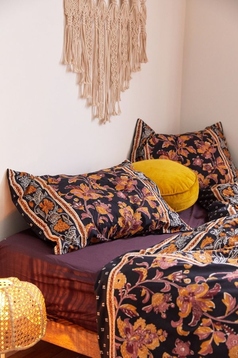 floral bedding