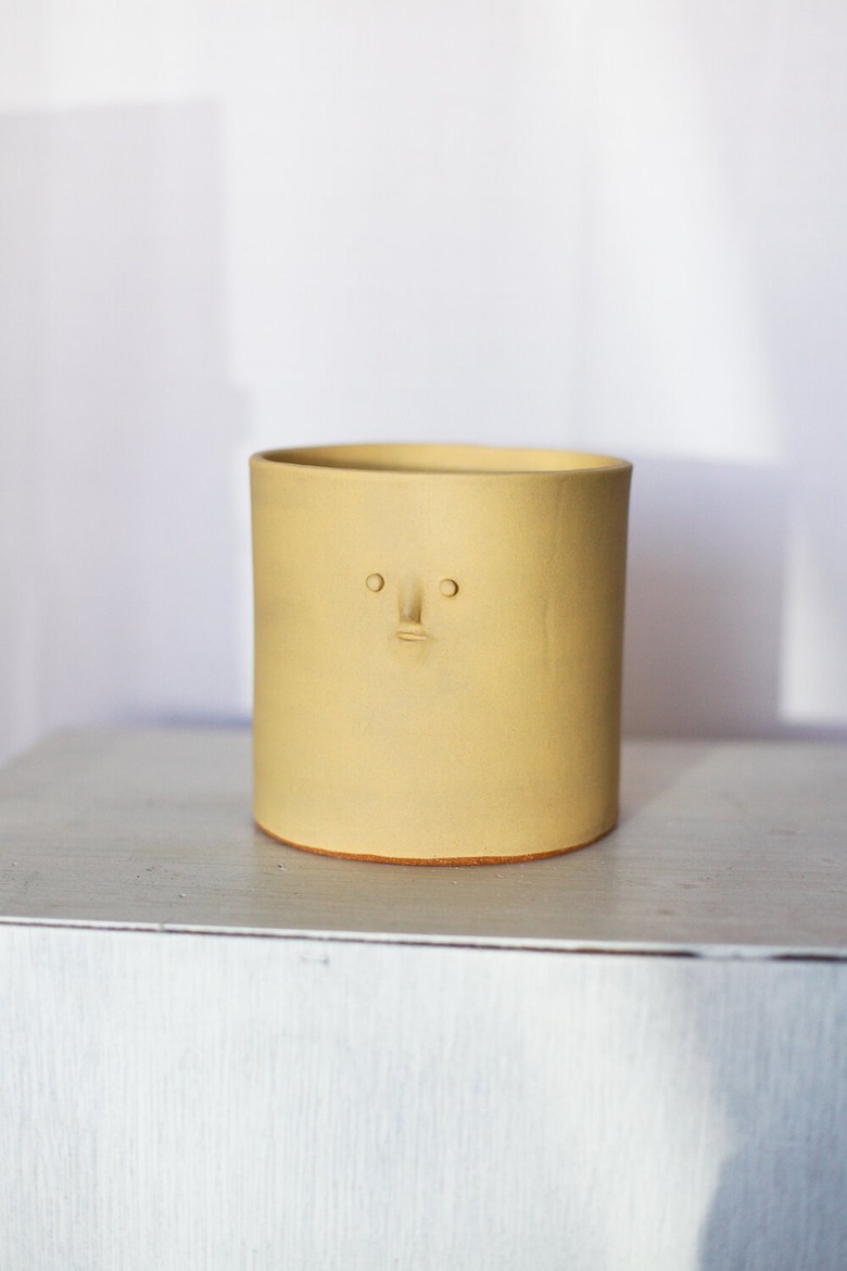 yellow face planter