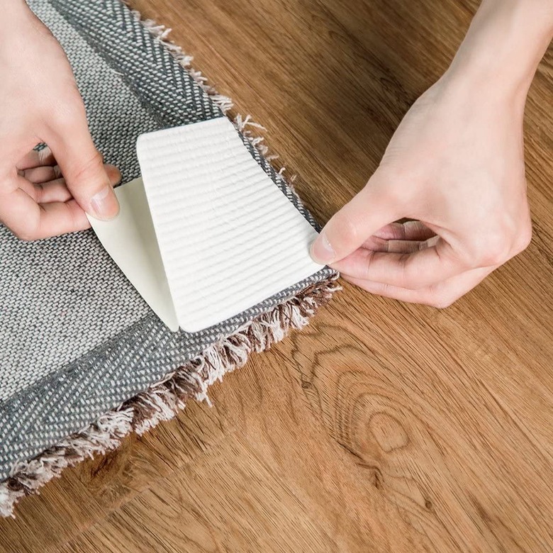 carpet gripper placed on mat