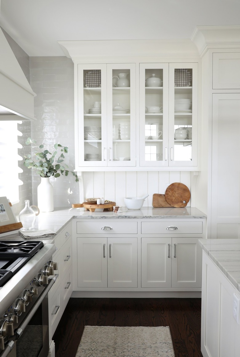 15 Vibrant Backsplash Colors for White Cabinets | Hunker