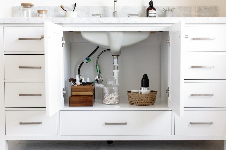 bathroom cabinet storage