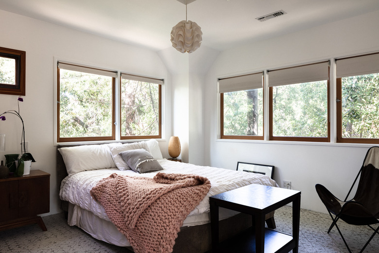 Bedroom with modern pendant light