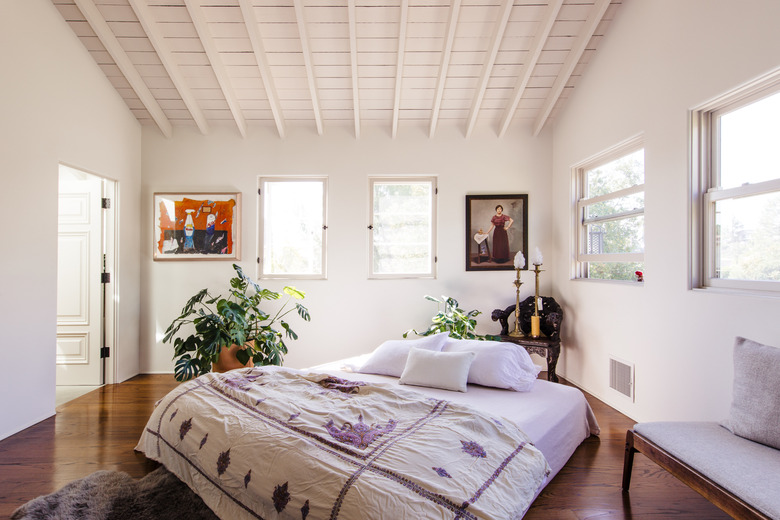 Bedroom with lavender bedspread