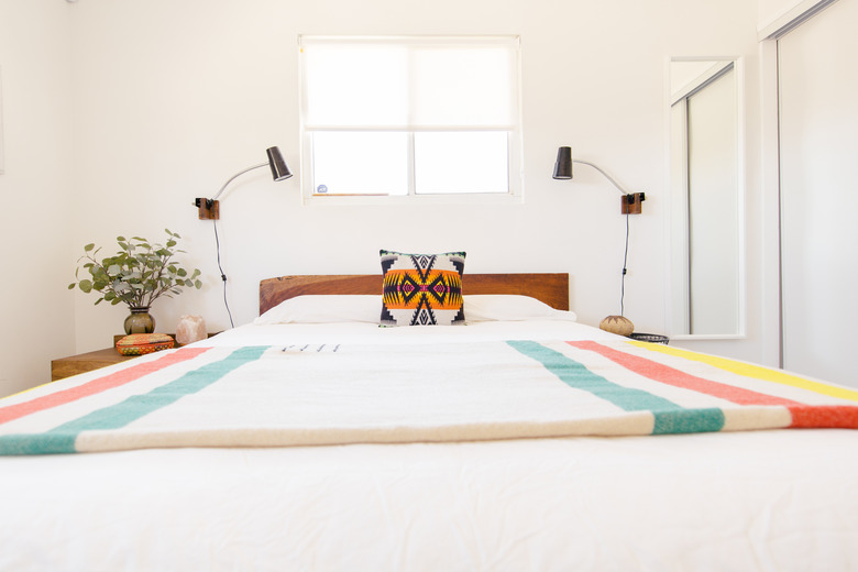 Desert chic bedroom