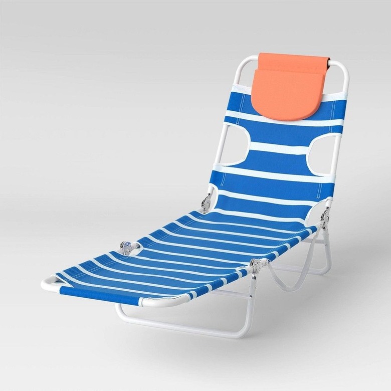 beach lounger