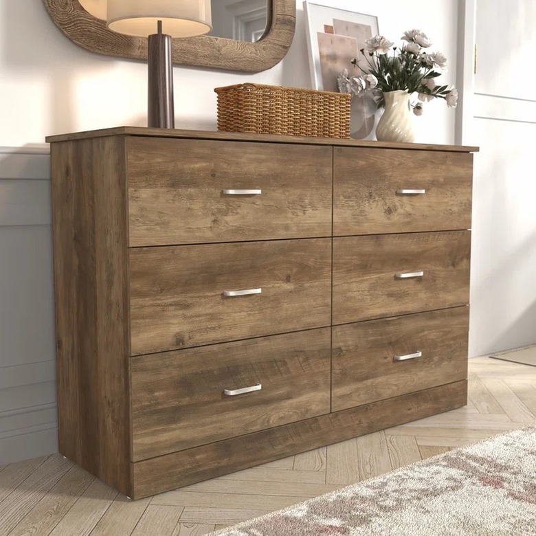 Wade Logan Allyannah 6-Drawer Dresser