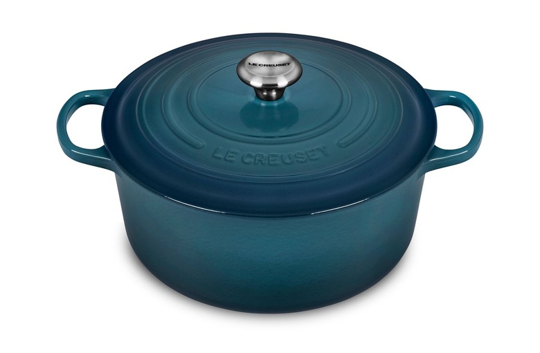 Le Creuset Signature Round Deep Dutch Oven, 5.25 Qt