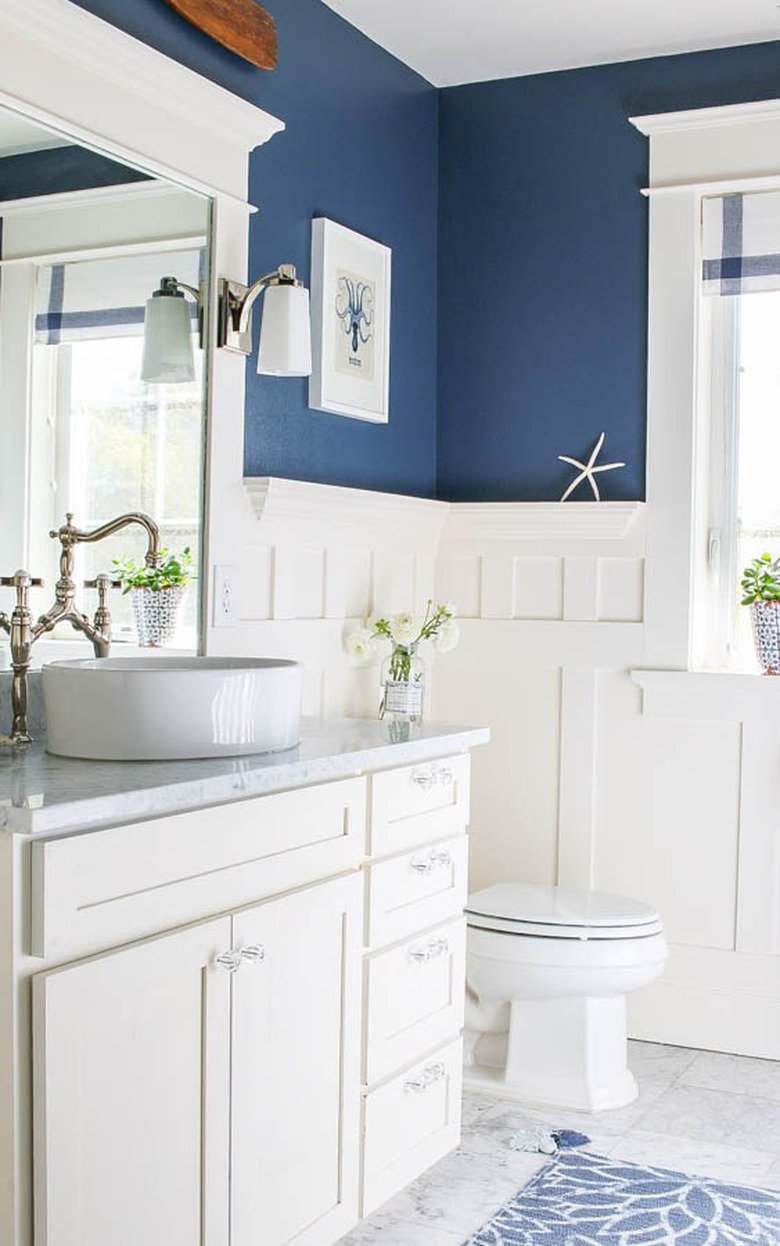 blue and white coastal bathroom