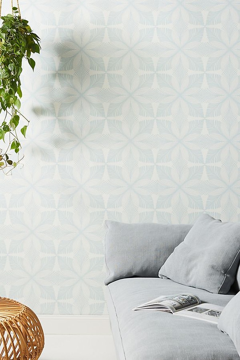 light medallion printed wallpaer