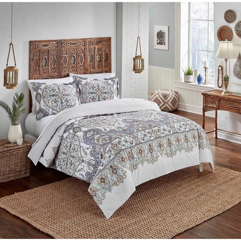 medallion bed spread