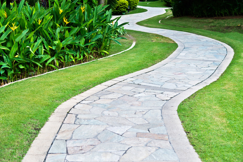 Building A Flagstone Garden Path Or Walkway Hunker