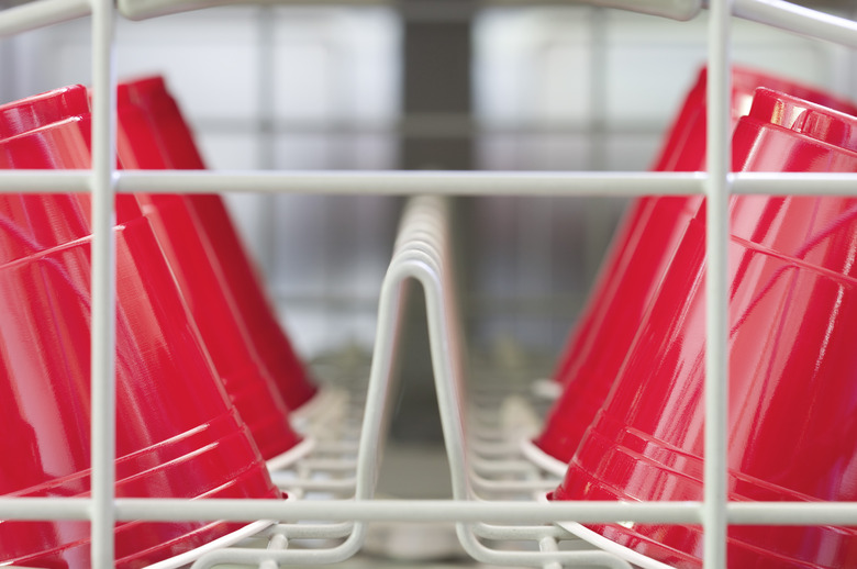 Disposable plastic cups in dishwasher