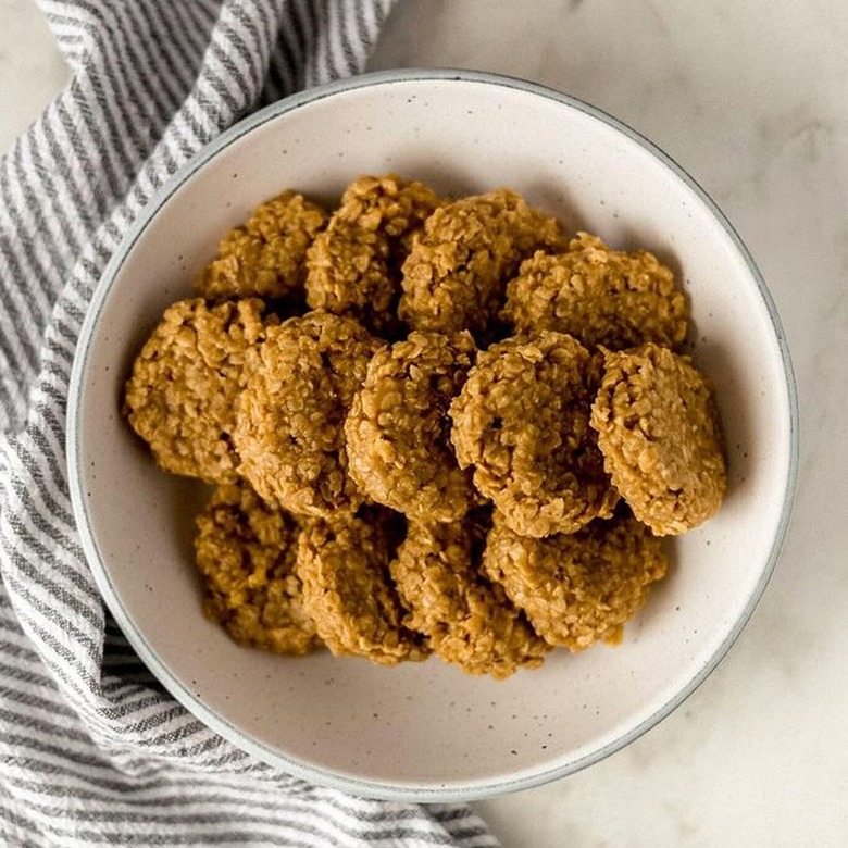 Simply LaKita No-Bake Eggnog Cookies