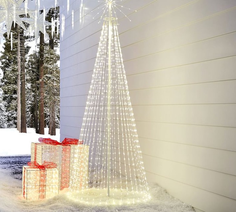 ideas for Christmas lights outdoors pre-lit tree and  gift boxes