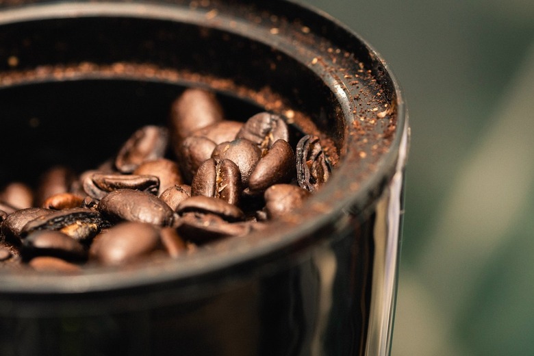 coffee grinder with coffee beans