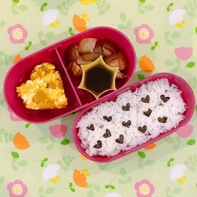 Nori hearts bento box