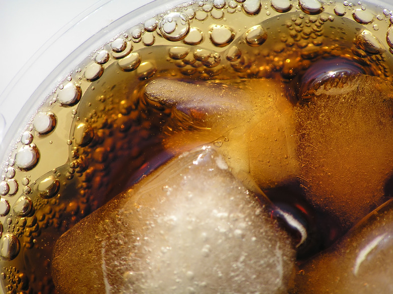 cola with ice cubes