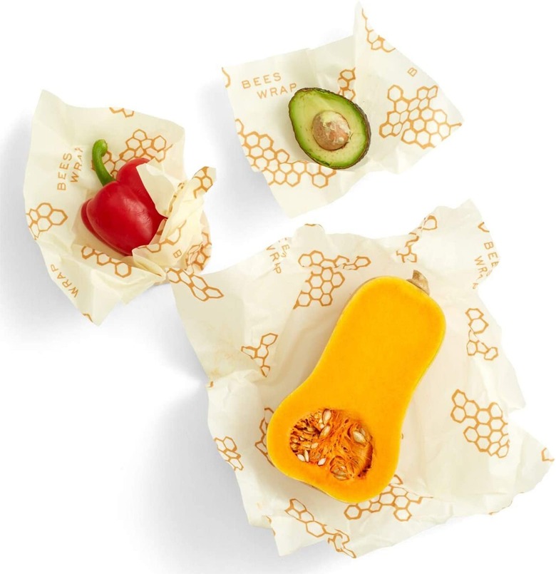 Bee’s Wrap 3-Pack Reusable Beeswax Food Wraps with vegetables