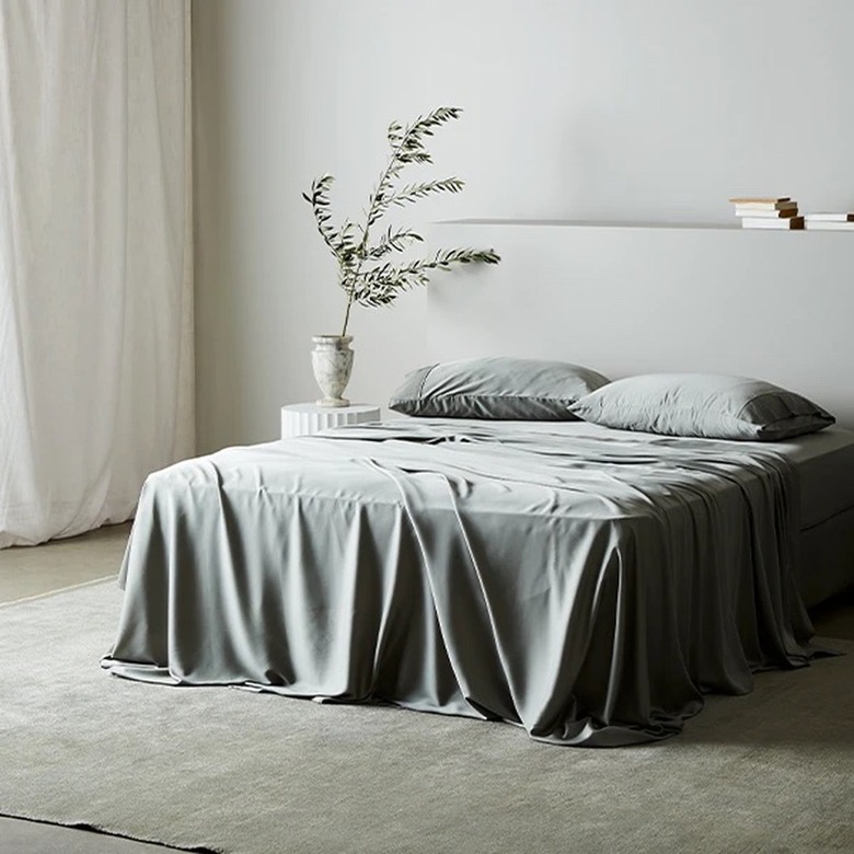 Sage green Ettitude sheet set