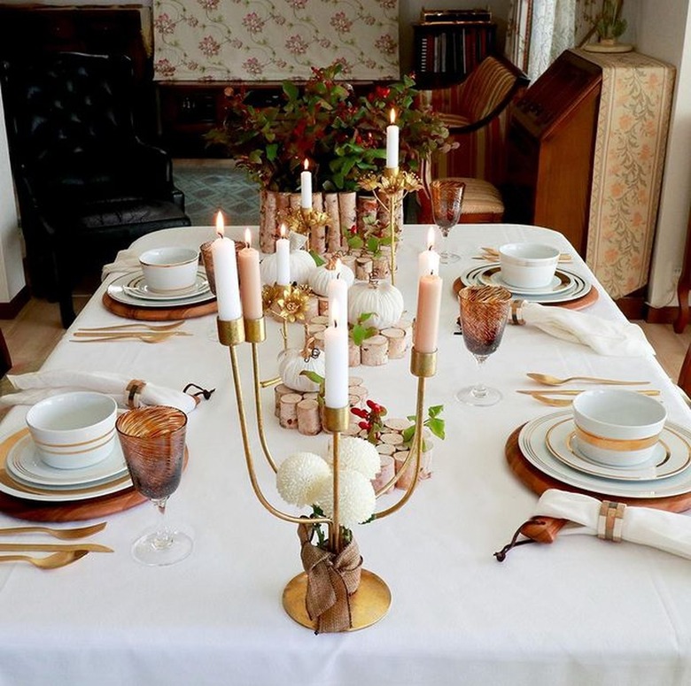 white and brown fall tablescape