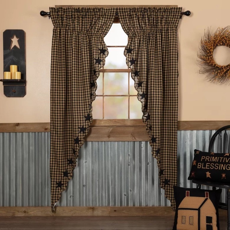 Scalloped plaid curtains