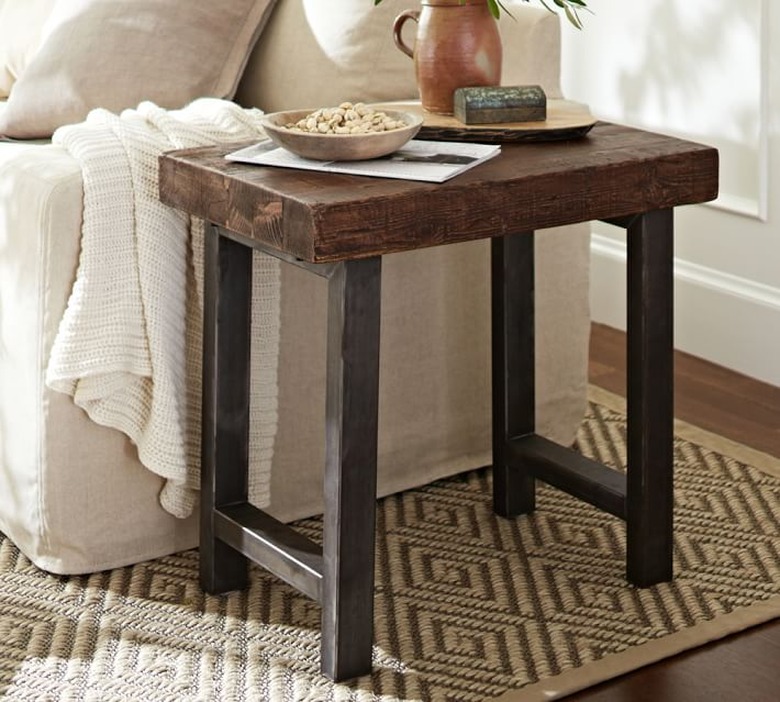 farmhouse end table idea with reclaimed wood slab tabletop