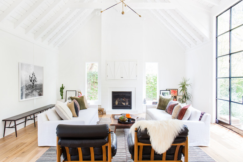 white farmhouse living room