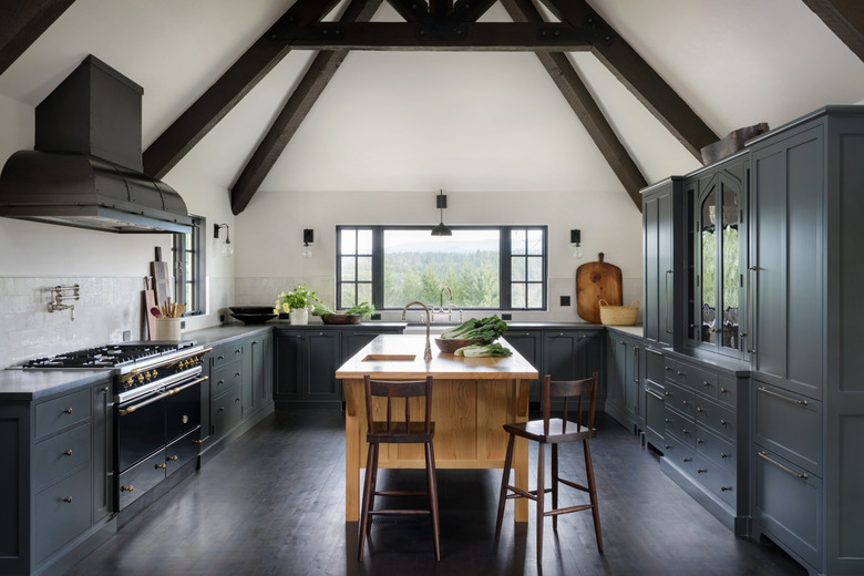 farmhouse kitchen island idea with light wood in gray kitchen