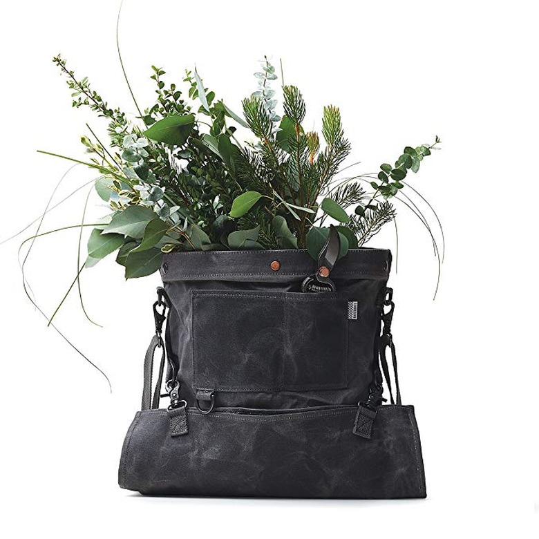 Barebones Living Waxed Canvas Gathering and Harvesting Bag