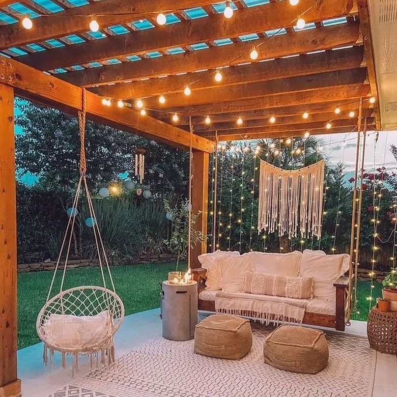 hammock seating area outside