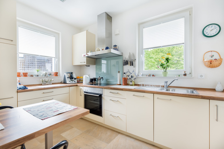 Kitchen HDR