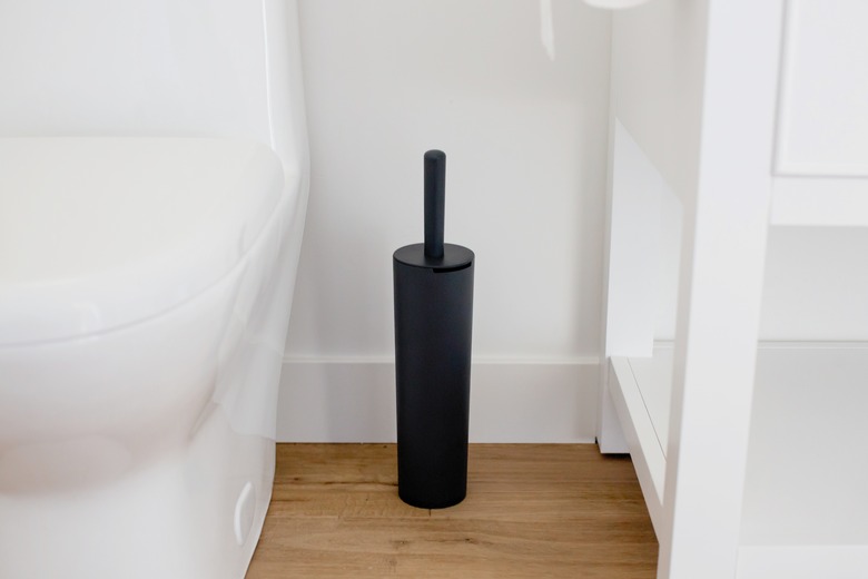 Black toilet brush cleaner