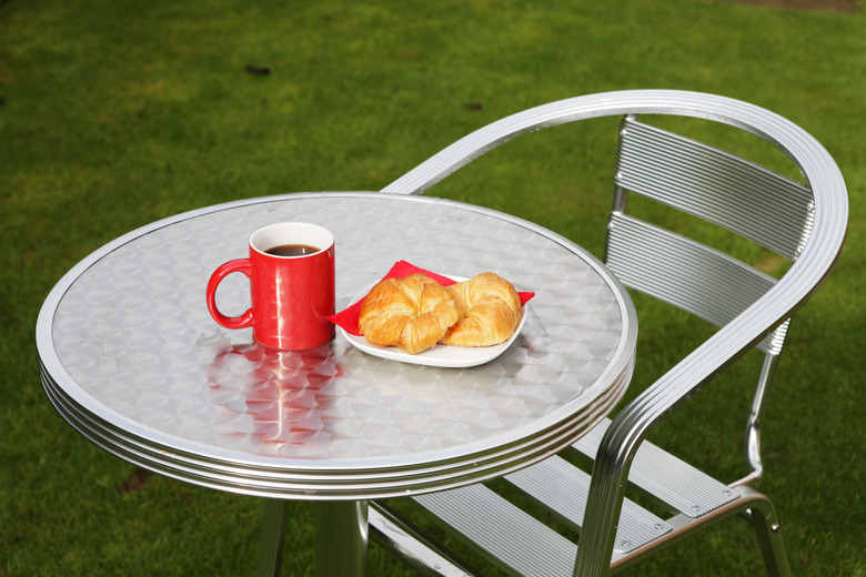 Breakfast on the Lawn