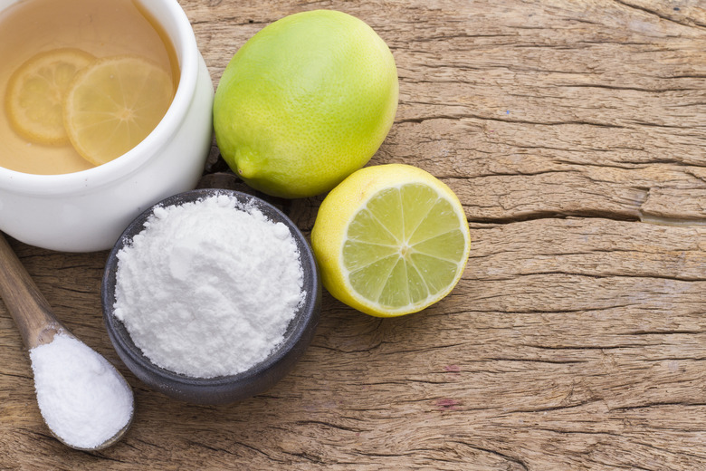 baking and lemon