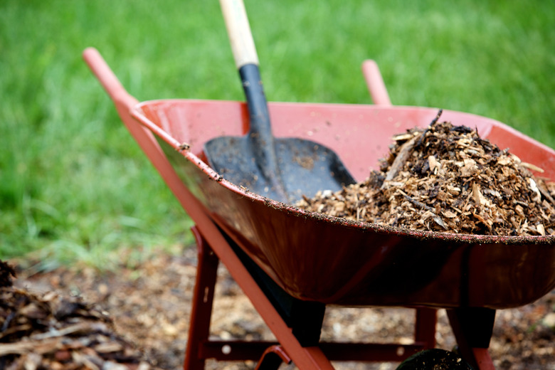 How To Keep Landscape Wood Chips From Blowing Away