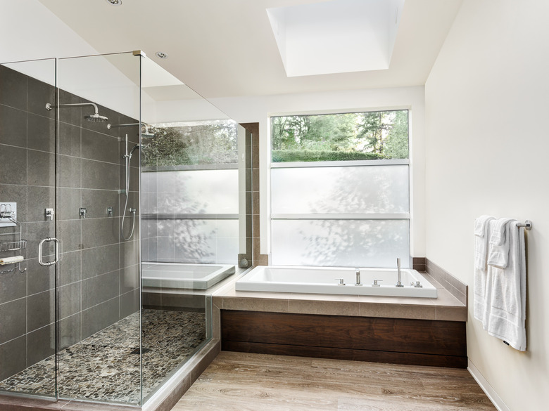 Large furnished bathroom in luxury home