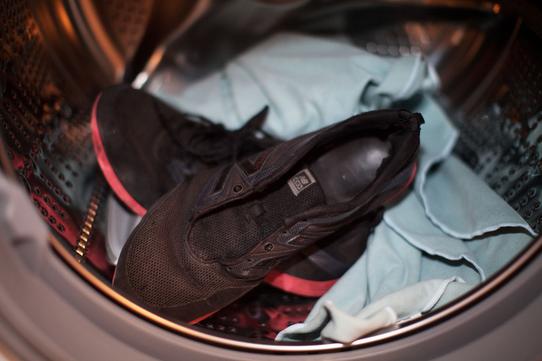 how-to-wash-sneakers-in-a-front-load-washer-hunker