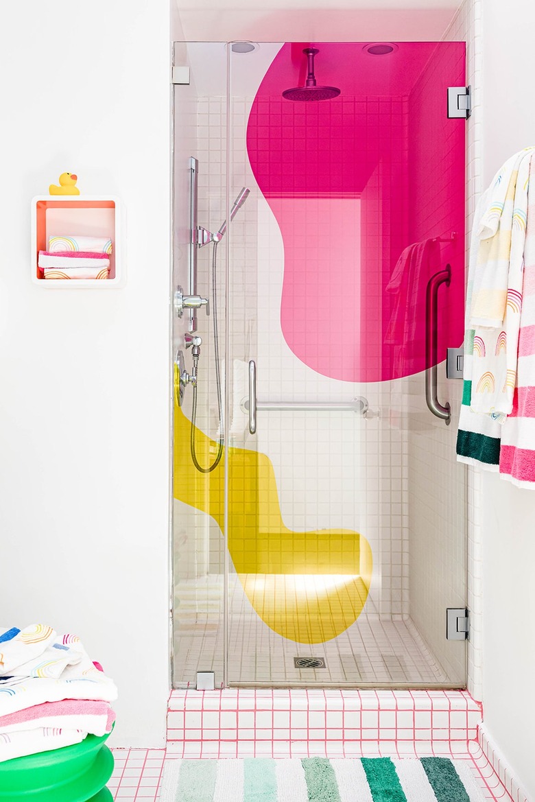 color wonderland bathroom